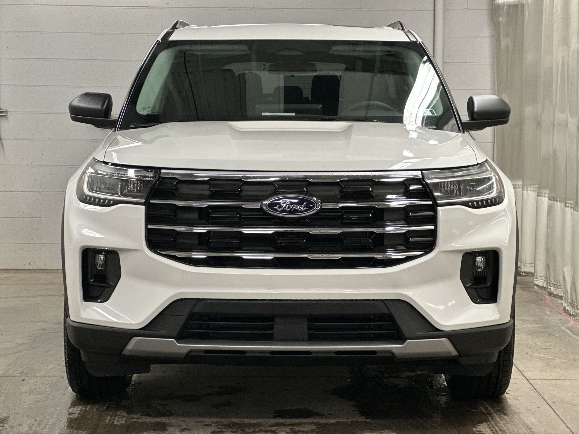 Thumbnail: 2026 Ford Explorer - 30