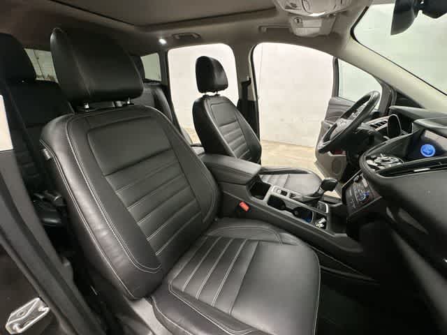 Thumbnail: 2017 Ford Escape - 21