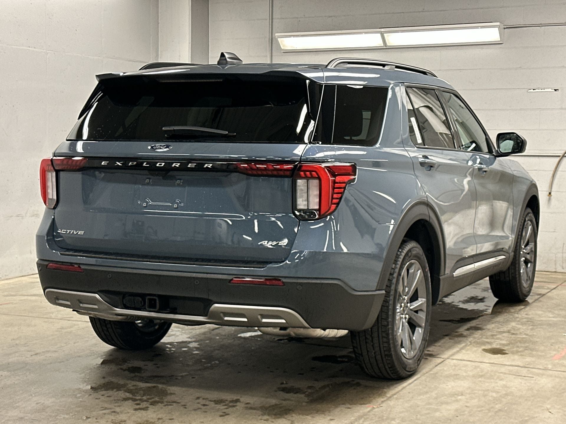 Thumbnail: 2025 Ford Explorer - 35