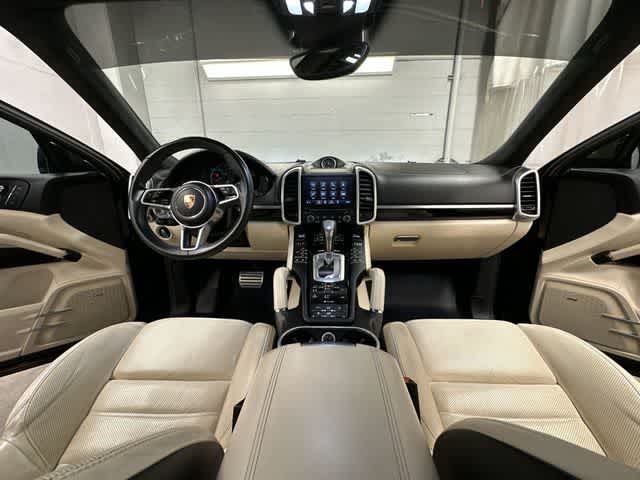 Thumbnail: 2017 Porsche Cayenne - 20