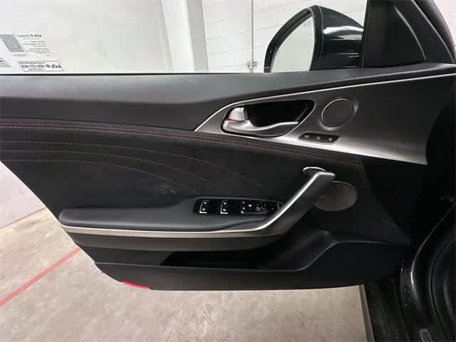 Thumbnail: 2023 Kia Stinger - 19