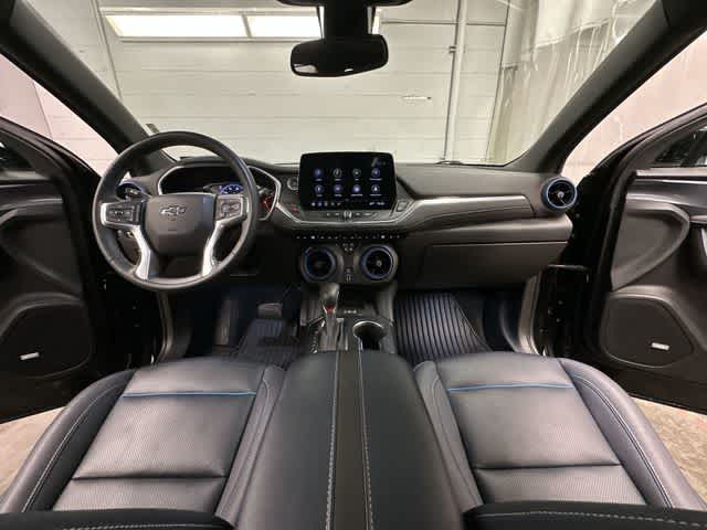 Thumbnail: 2023 Chevrolet Blazer - 22