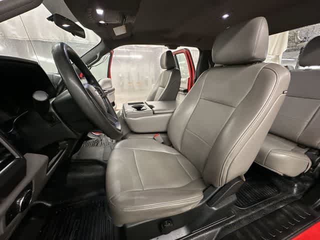 Thumbnail: 2019 Ford Econoline - 14