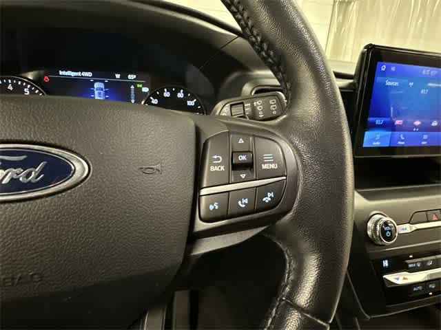 Thumbnail: 2020 Ford Explorer - 9