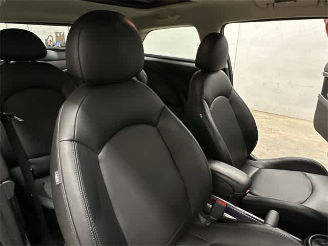 Thumbnail: 2015 MINI Cooper Paceman - 17