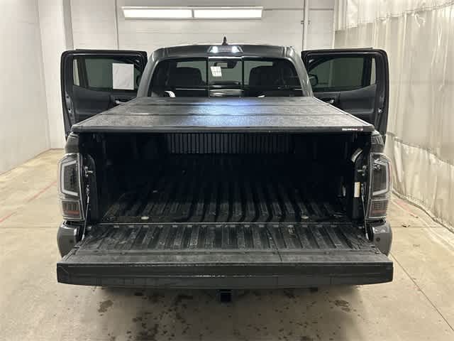 Thumbnail: 2020 Toyota Tacoma - 25