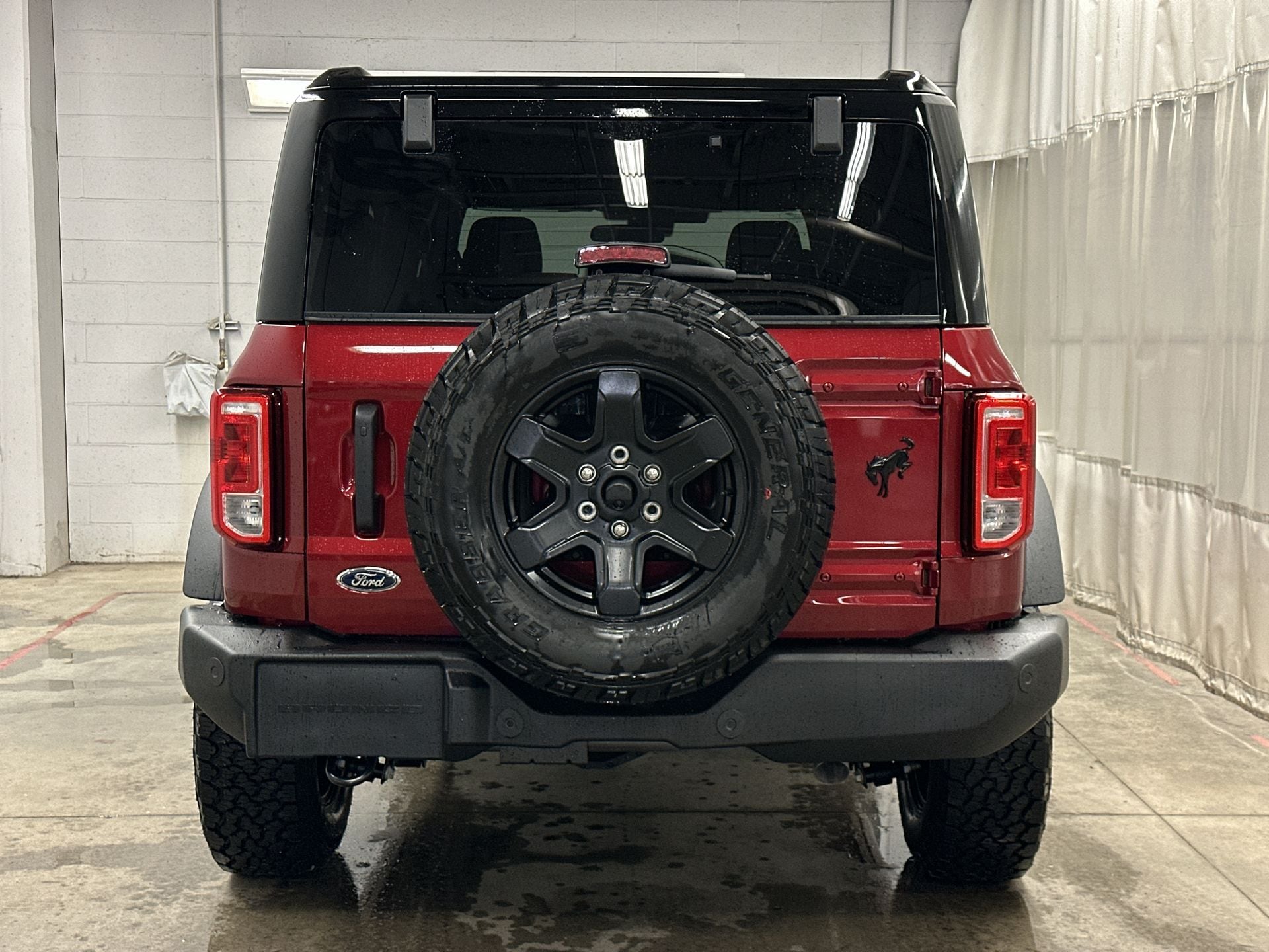 Thumbnail: 2025 Ford Bronco - 4