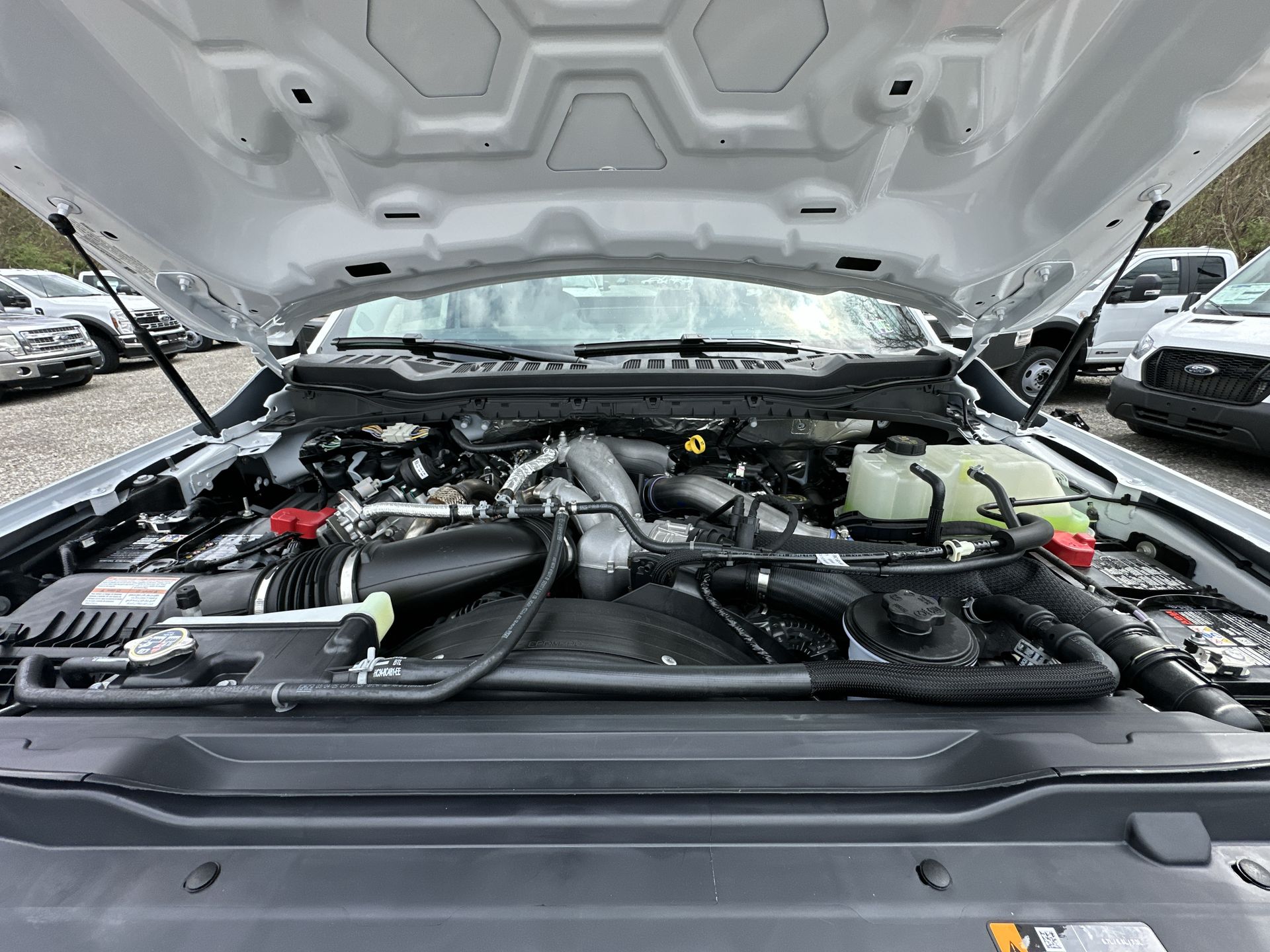 Thumbnail: 2025 Ford  - 19