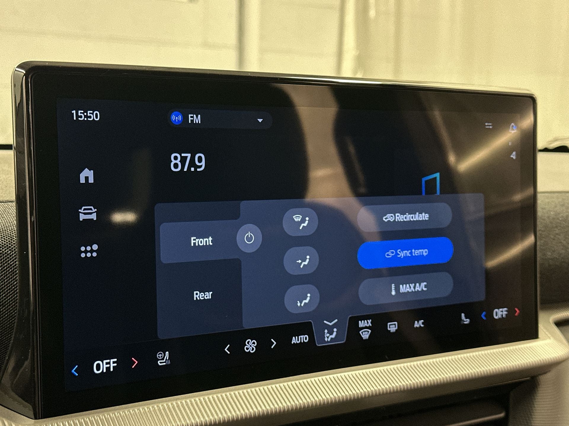 Thumbnail: 2026 Ford Explorer - 15