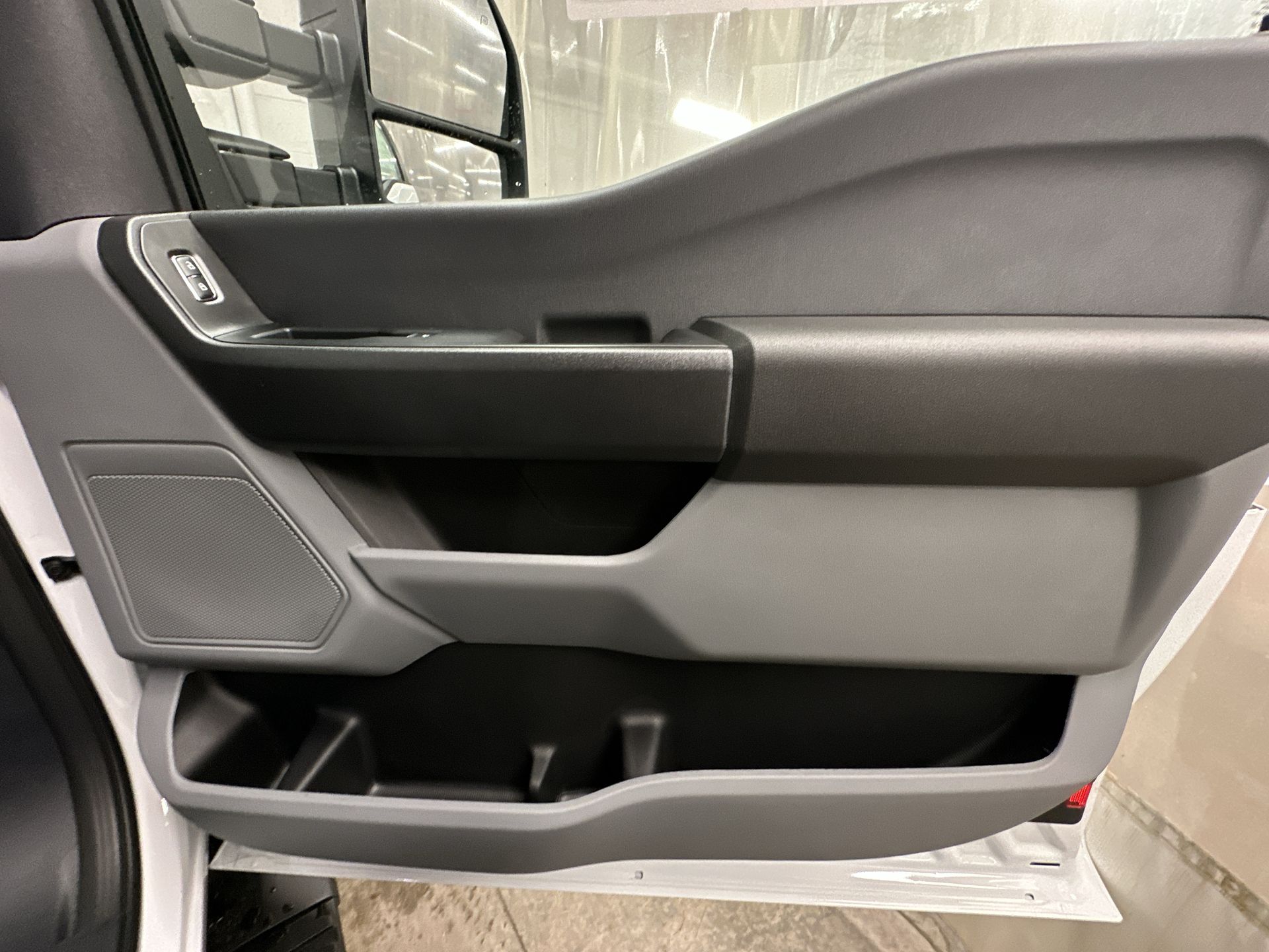 Thumbnail: 2026 Ford Econoline - 21