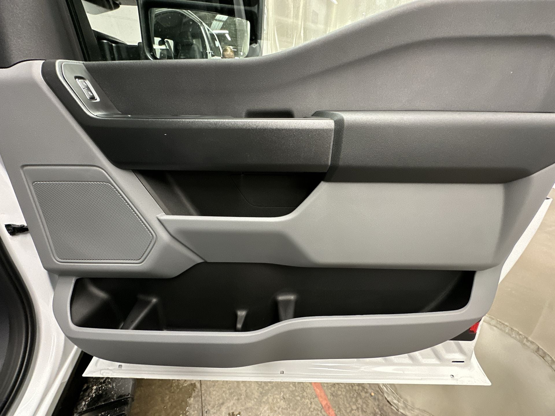 Thumbnail: 2026 Ford Econoline - 20