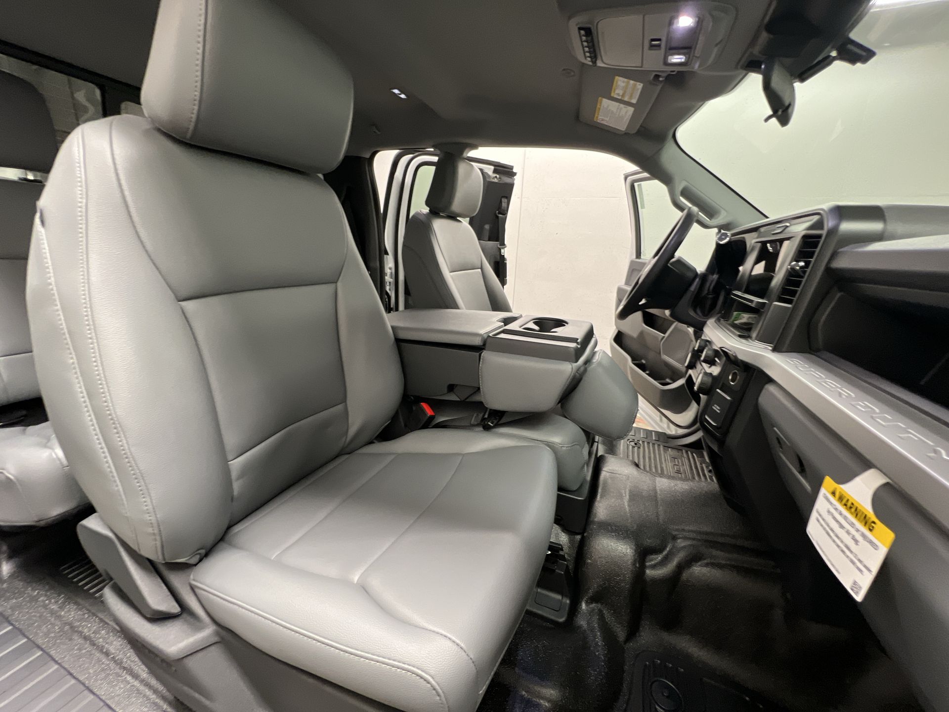 Thumbnail: 2025 Ford Econoline - 18