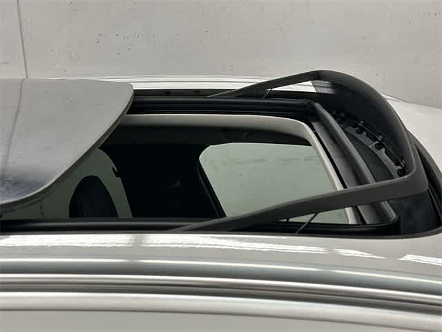 Thumbnail: 2025 Volvo S60 - 6