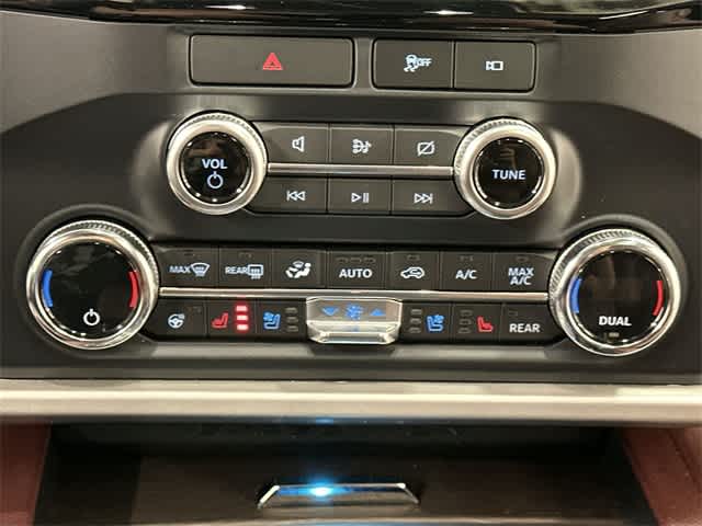 Thumbnail: 2022 Ford Expedition - 16