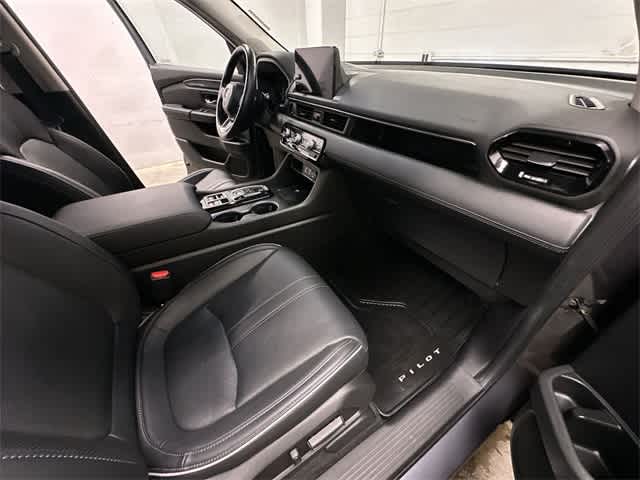 Thumbnail: 2023 Honda Pilot - 24