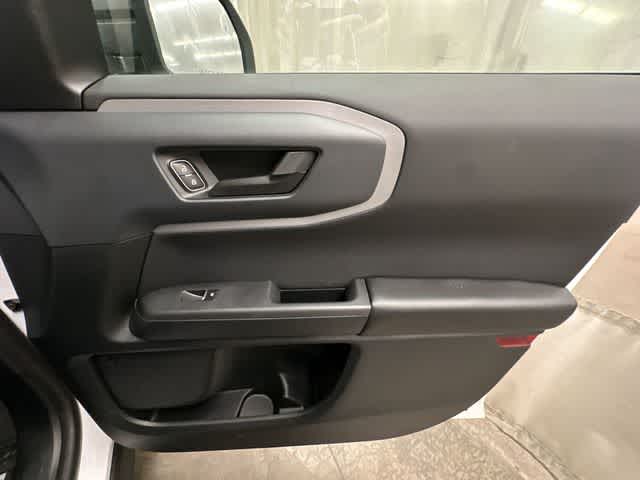 Thumbnail: 2021 Ford Bronco Sport - 21