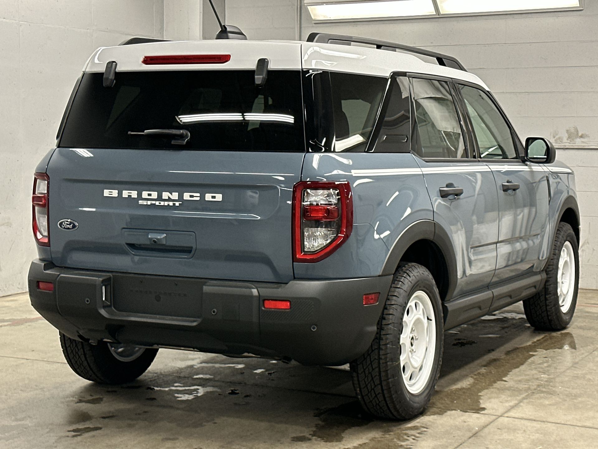 Thumbnail: 2025 Ford Bronco Sport - 32