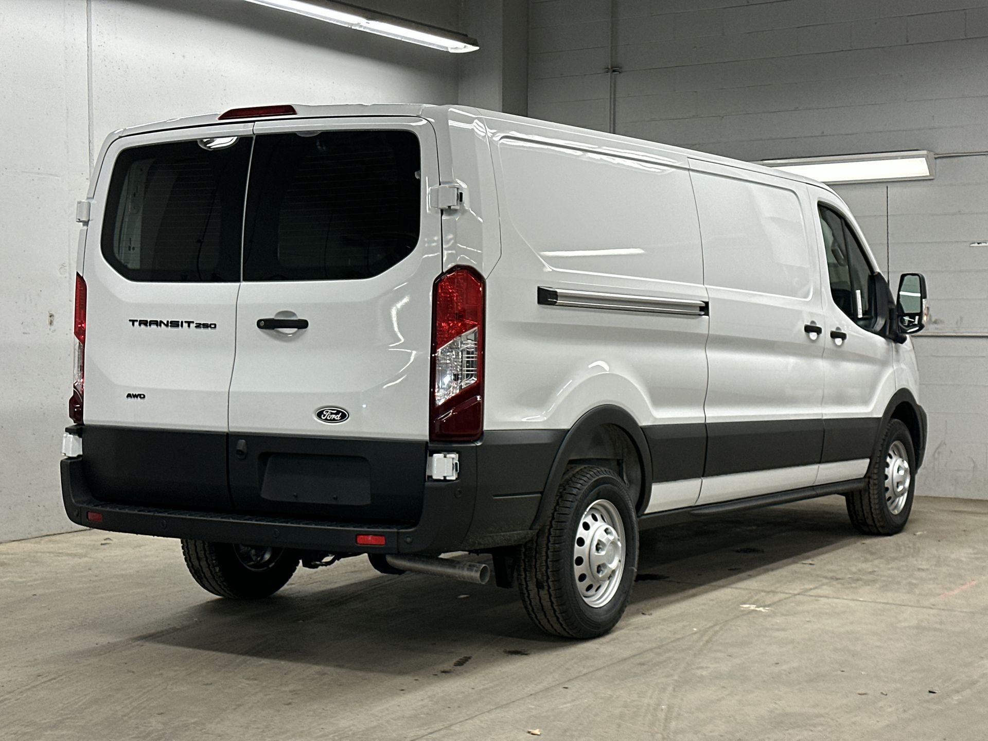 Thumbnail: 2026 Ford Transit Series - 31