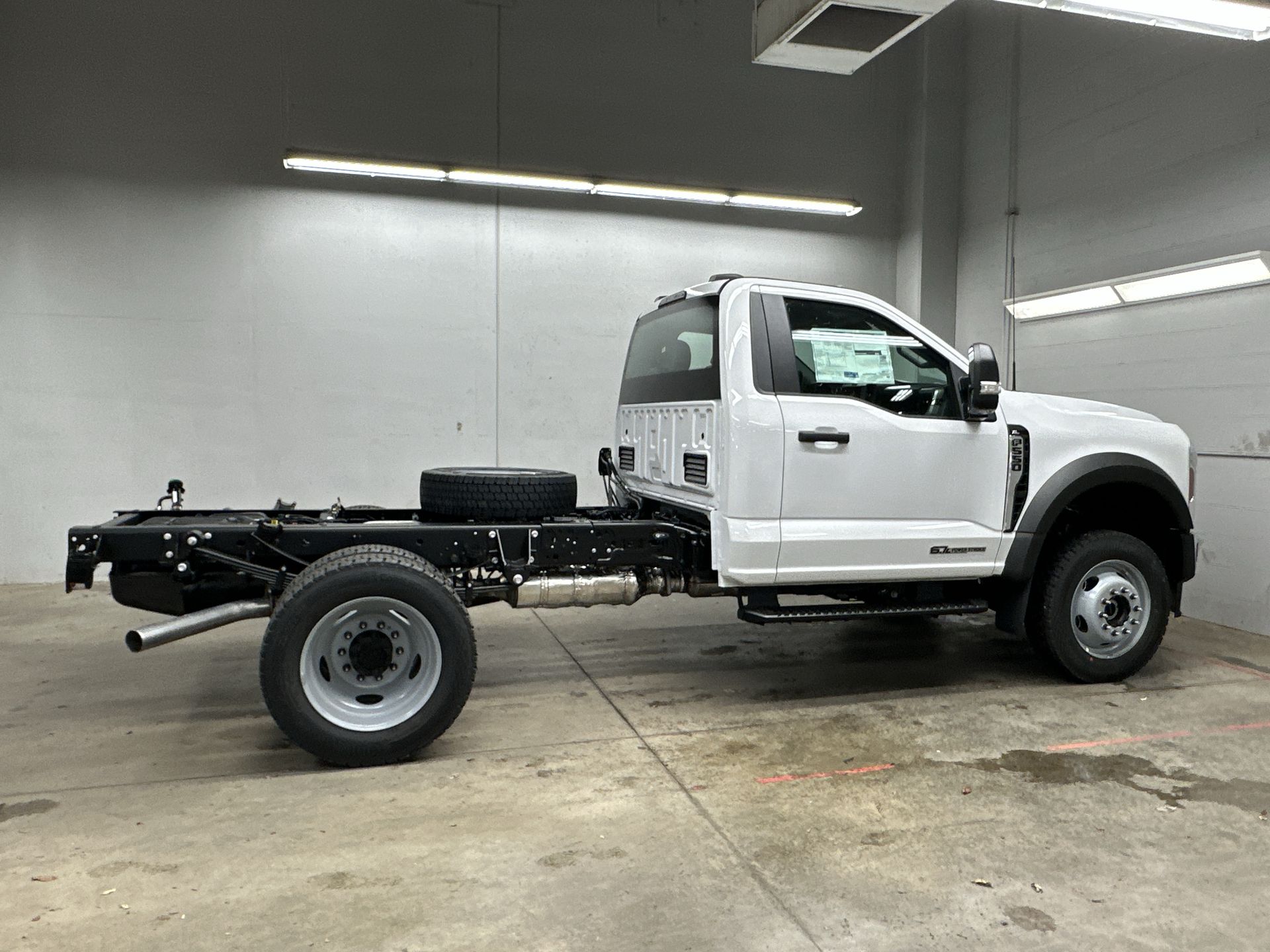 Thumbnail: 2026 Ford Econoline - 3