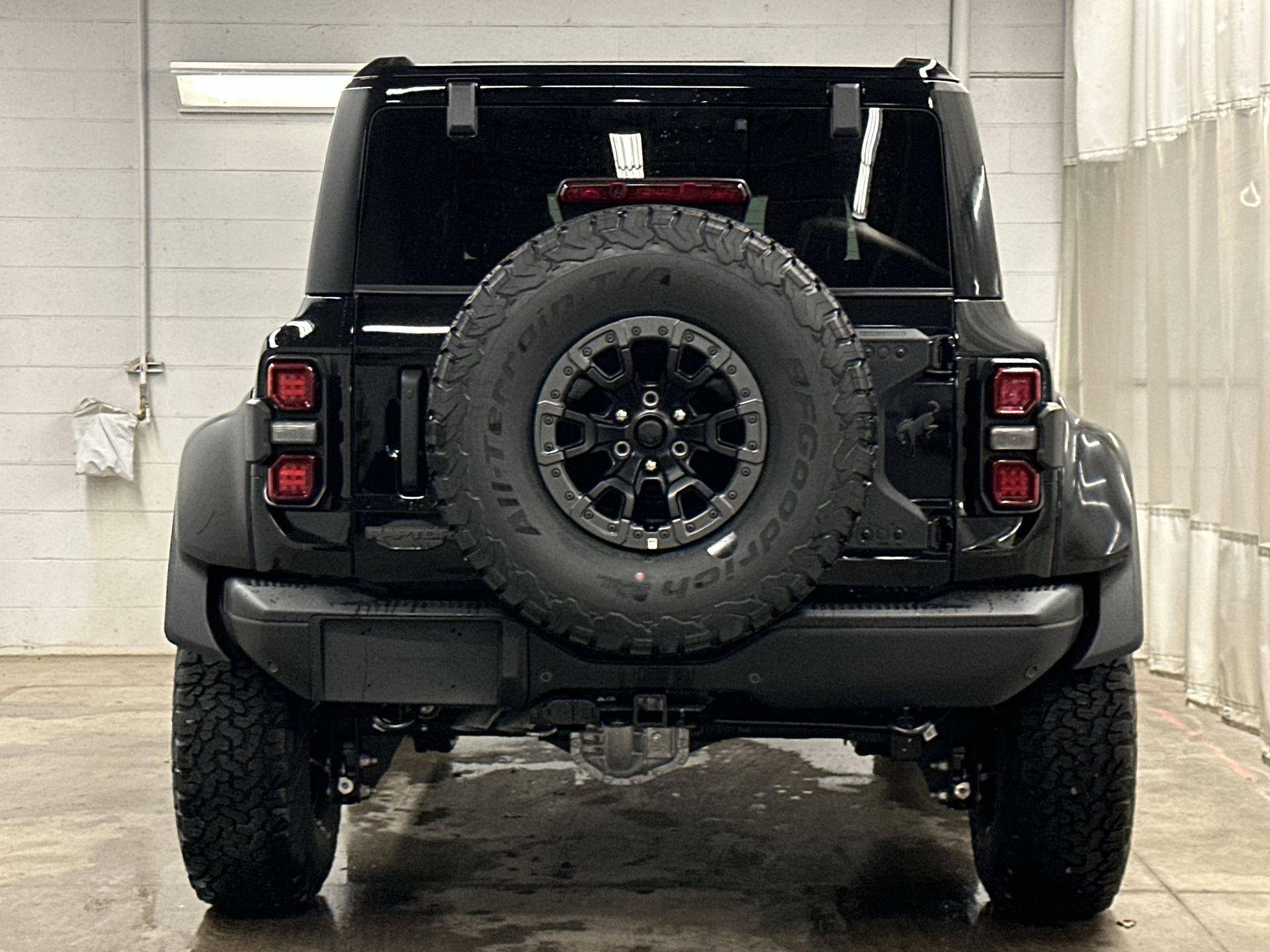 Thumbnail: 2026 Ford Bronco - 4