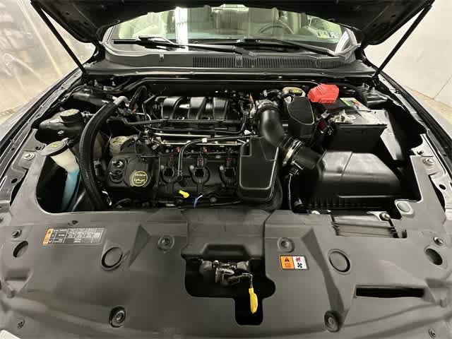 2015 Ford Taurus SE 23