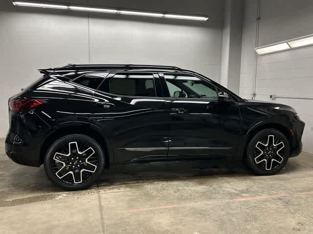 Thumbnail: 2023 Chevrolet Blazer - 3