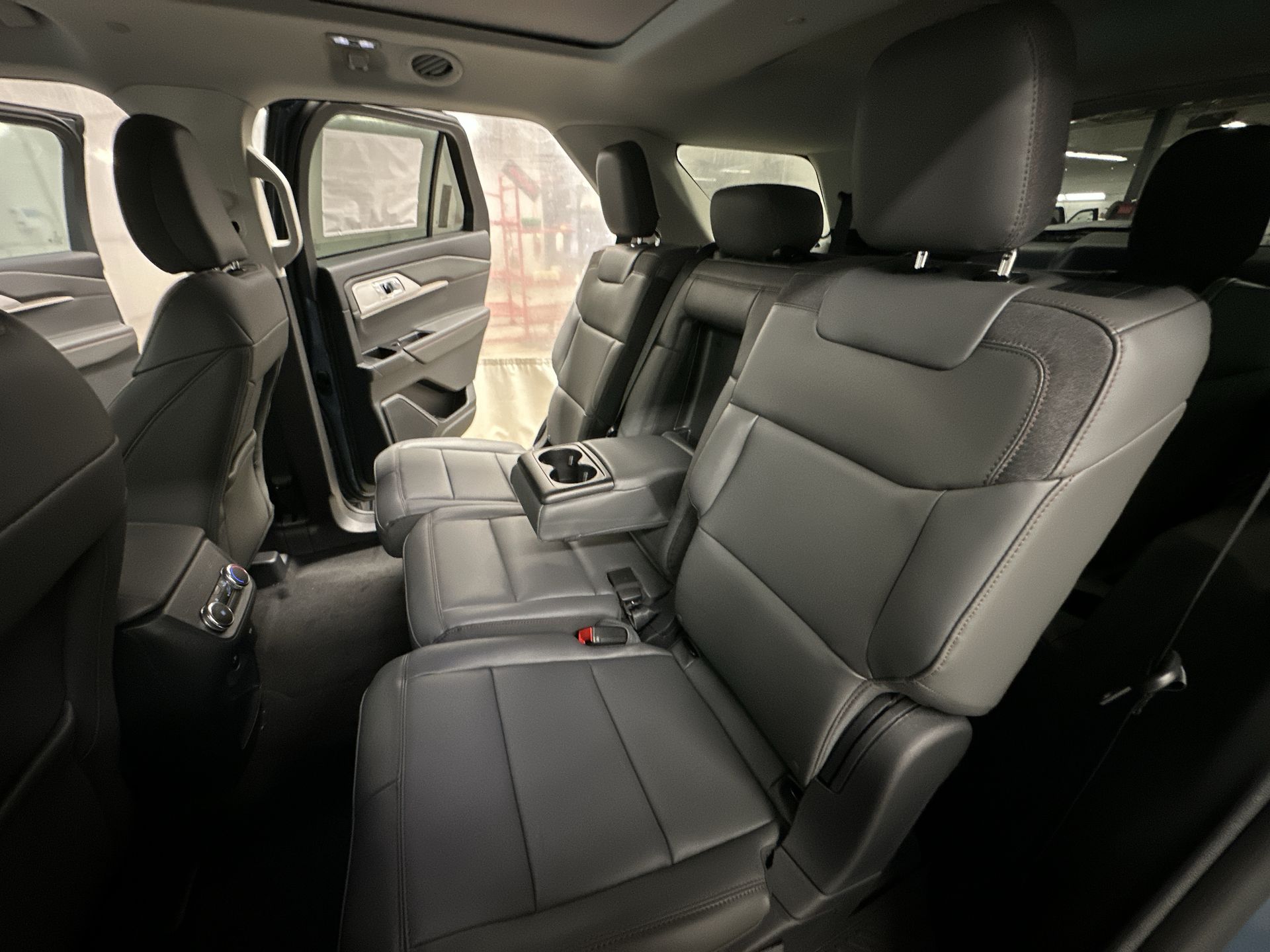 Thumbnail: 2025 Ford Explorer - 20