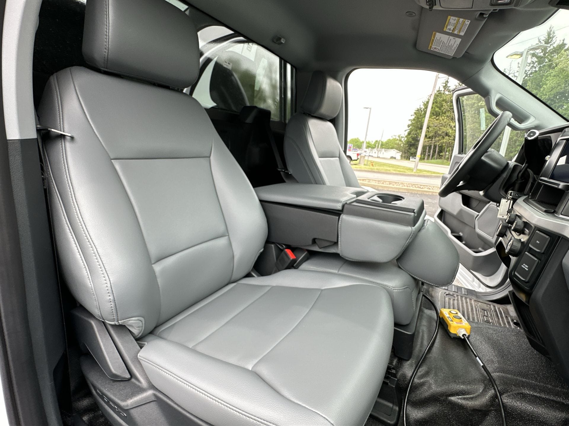 Thumbnail: 2025 Ford Econoline - 18