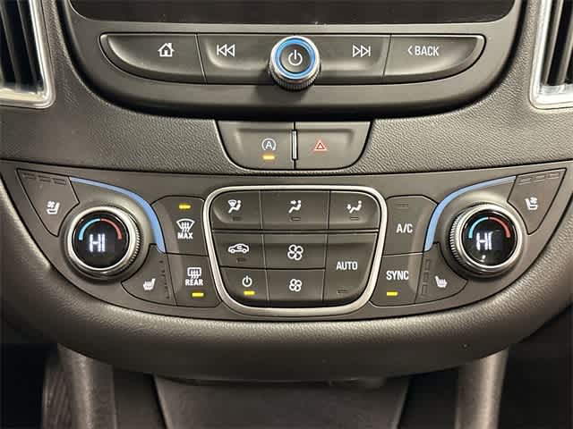 Thumbnail: 2024 Chevrolet Malibu - 17