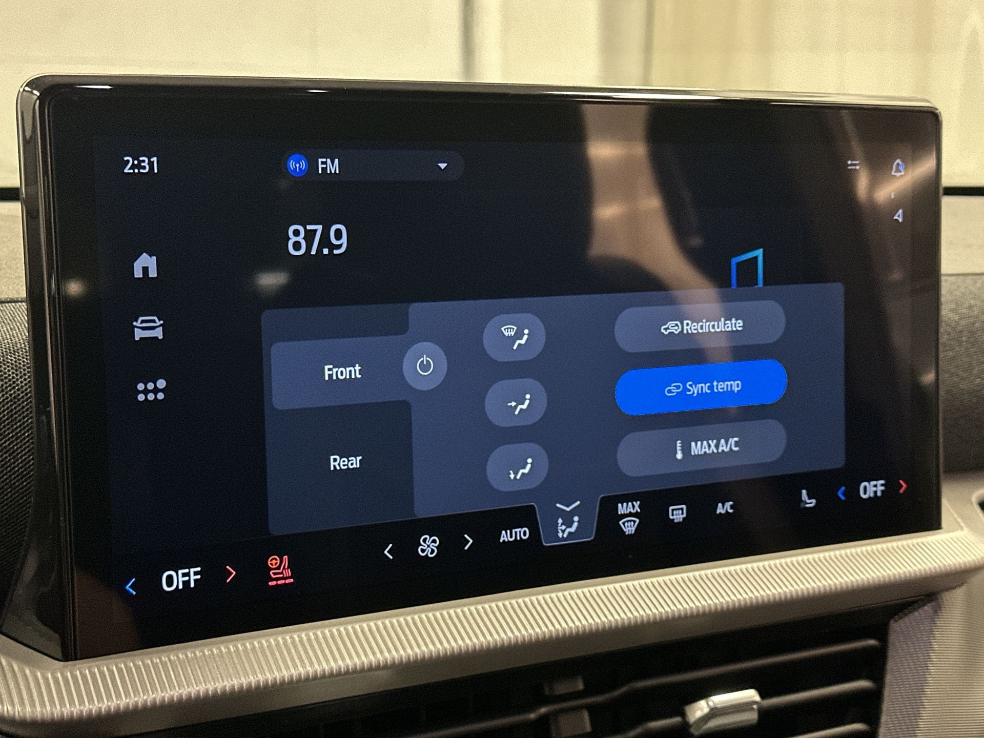 Thumbnail: 2026 Ford Explorer - 15