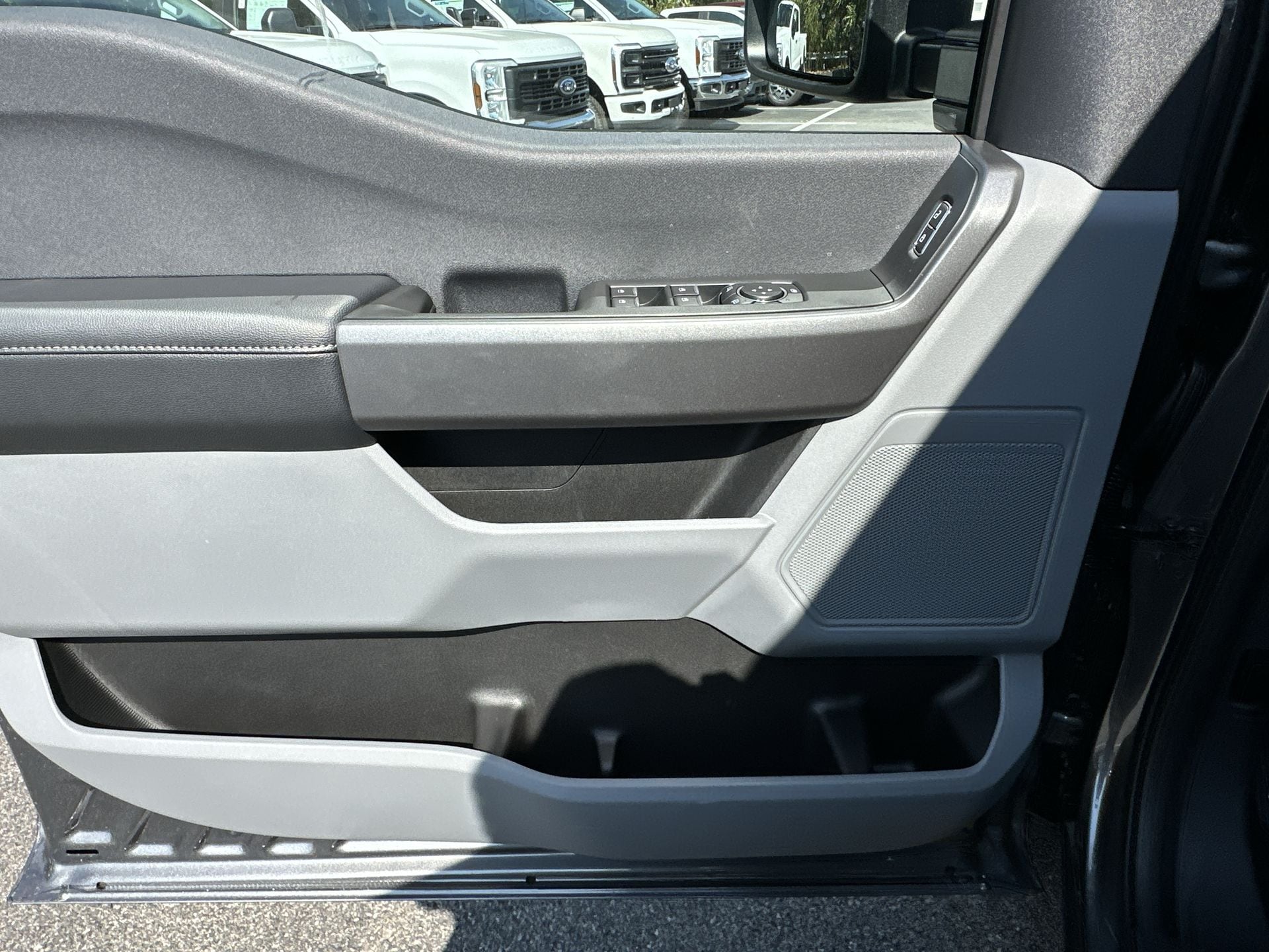 Thumbnail: 2026 Ford Econoline - 16