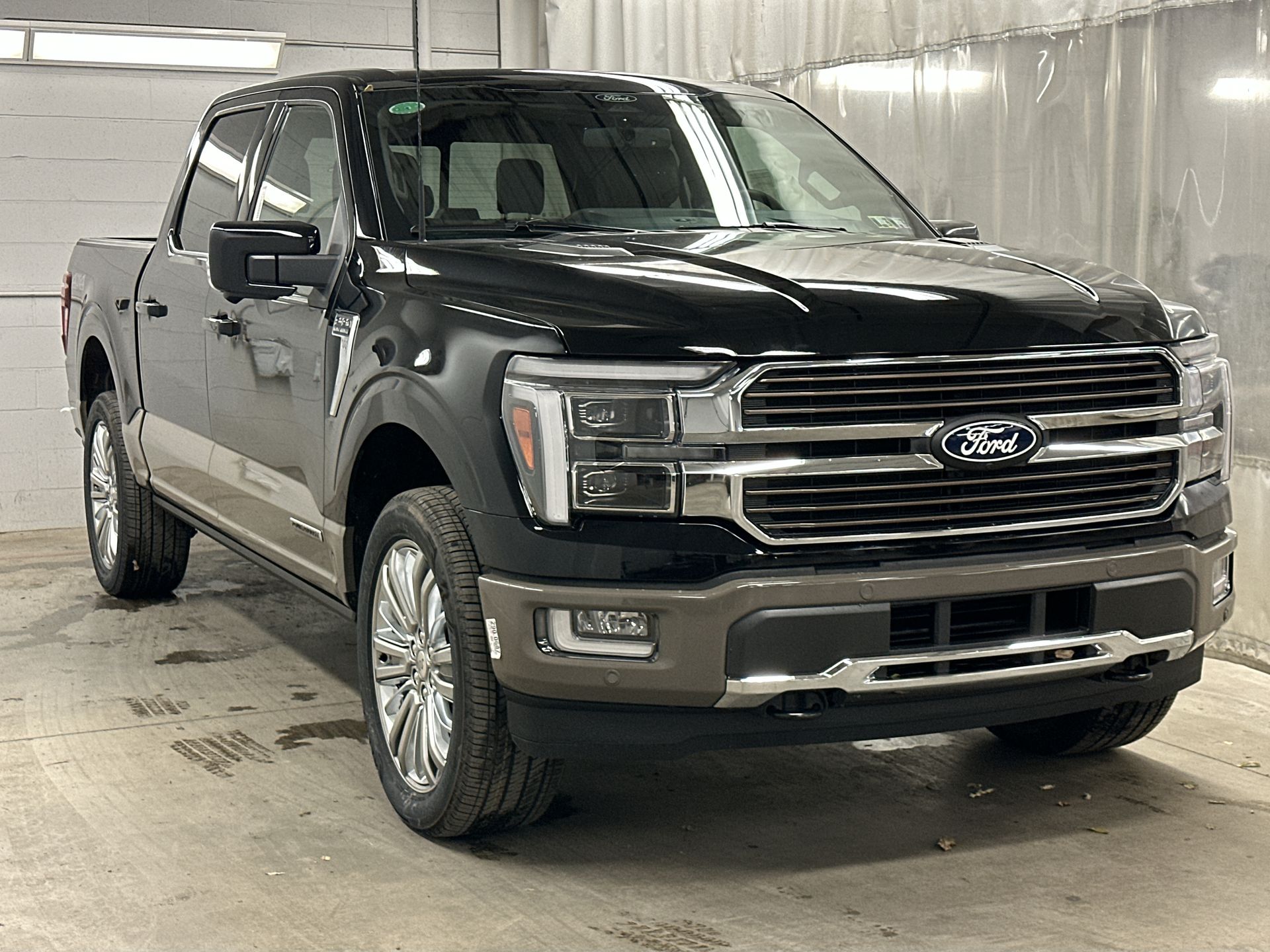 Thumbnail: 2025 Ford F-150 - 32