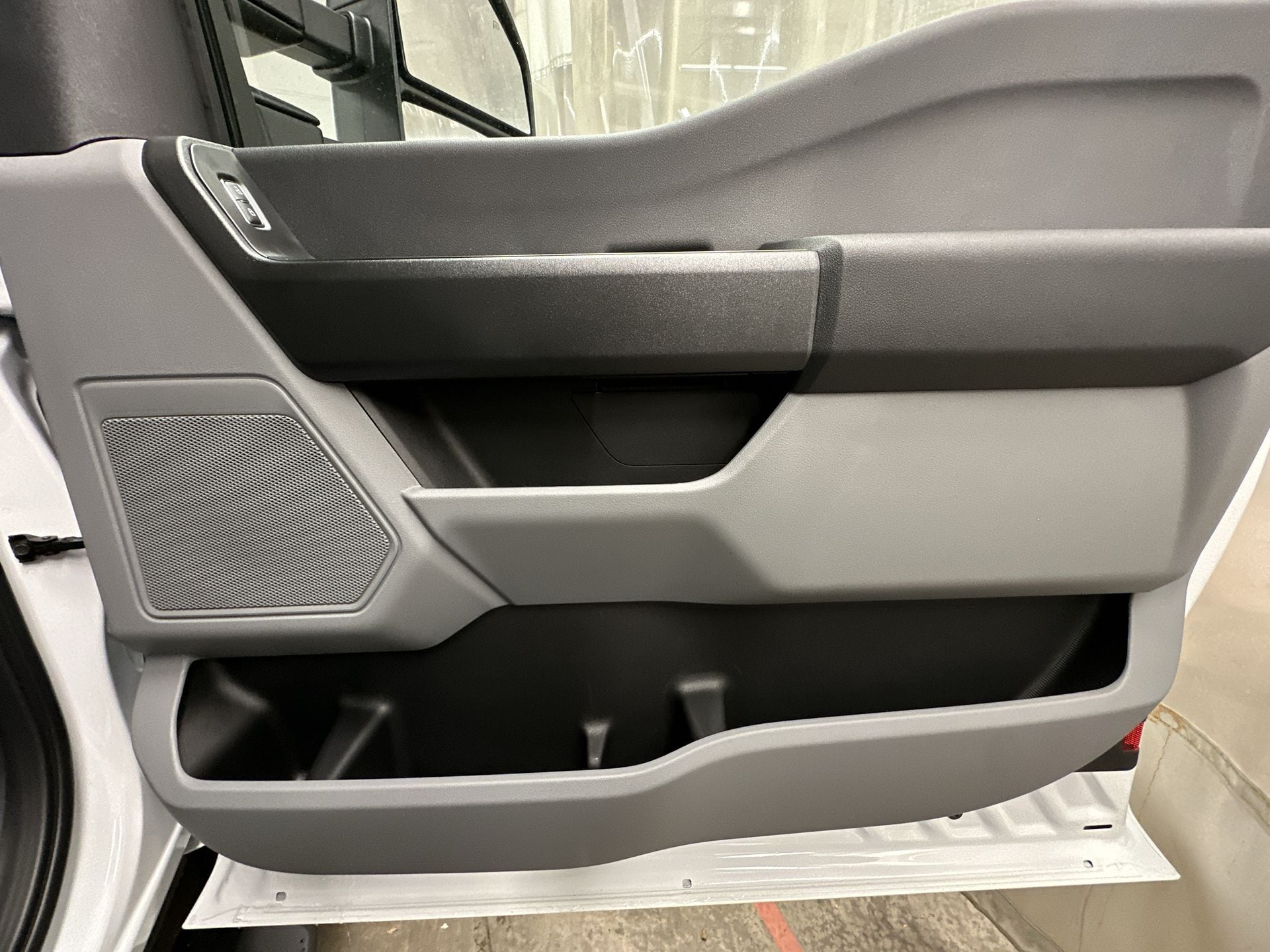 Thumbnail: 2026 Ford Econoline - 20