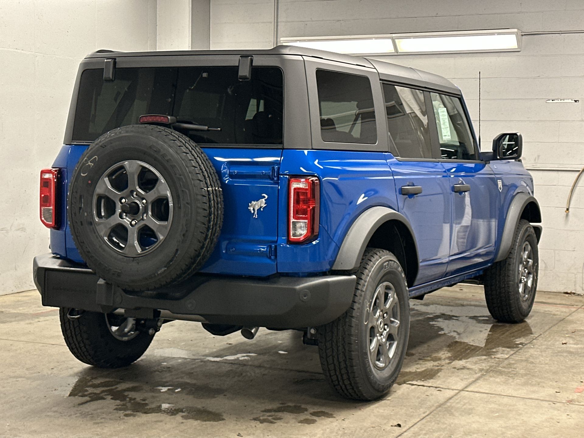 Thumbnail: 2025 Ford Bronco - 32