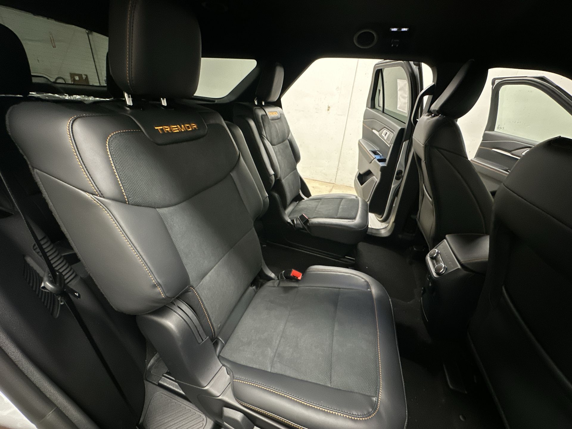 Thumbnail: 2026 Ford Explorer - 24
