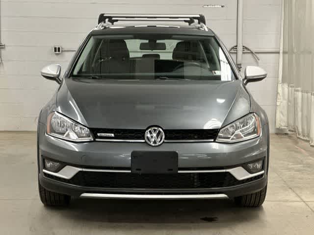 Thumbnail: 2017 Volkswagen Golf - 28