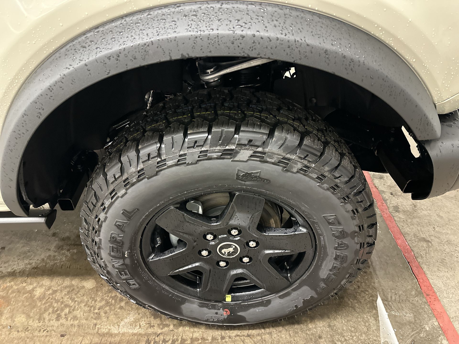 Thumbnail: 2025 Ford Bronco - 5