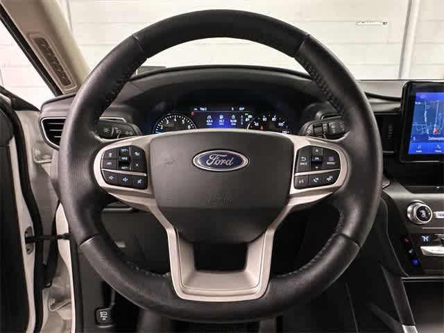 Thumbnail: 2020 Ford Explorer - 8