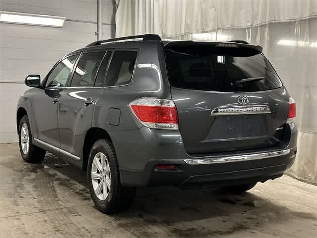 Thumbnail: 2013 Toyota Highlander - 22