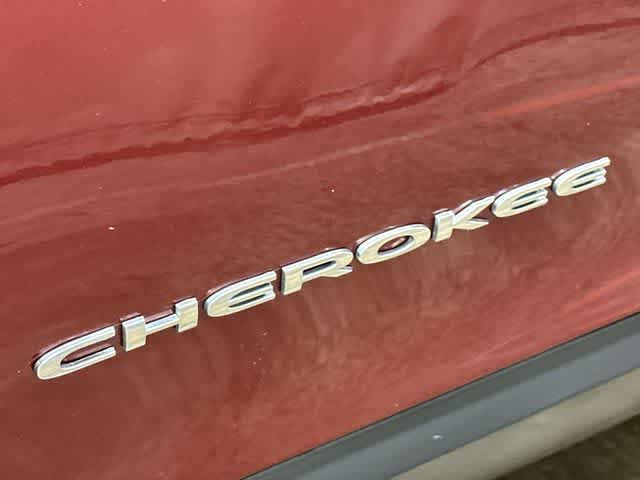 Thumbnail: 2019 Jeep Cherokee - 28