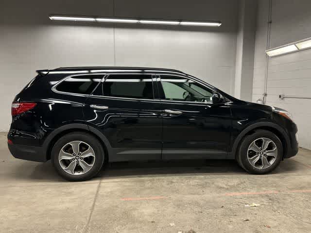 Thumbnail: 2016 Hyundai Santa Fe - 3