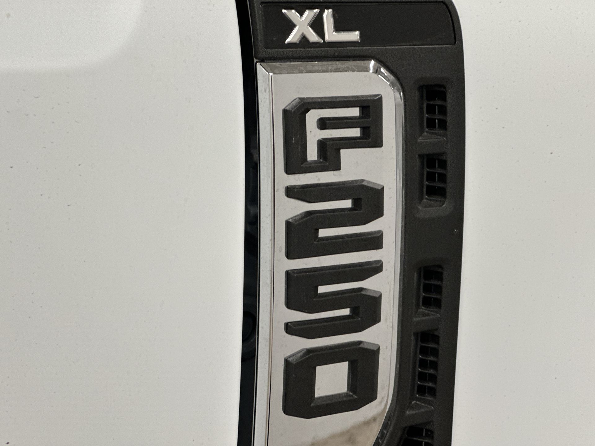 Thumbnail: 2026 Ford Econoline - 25