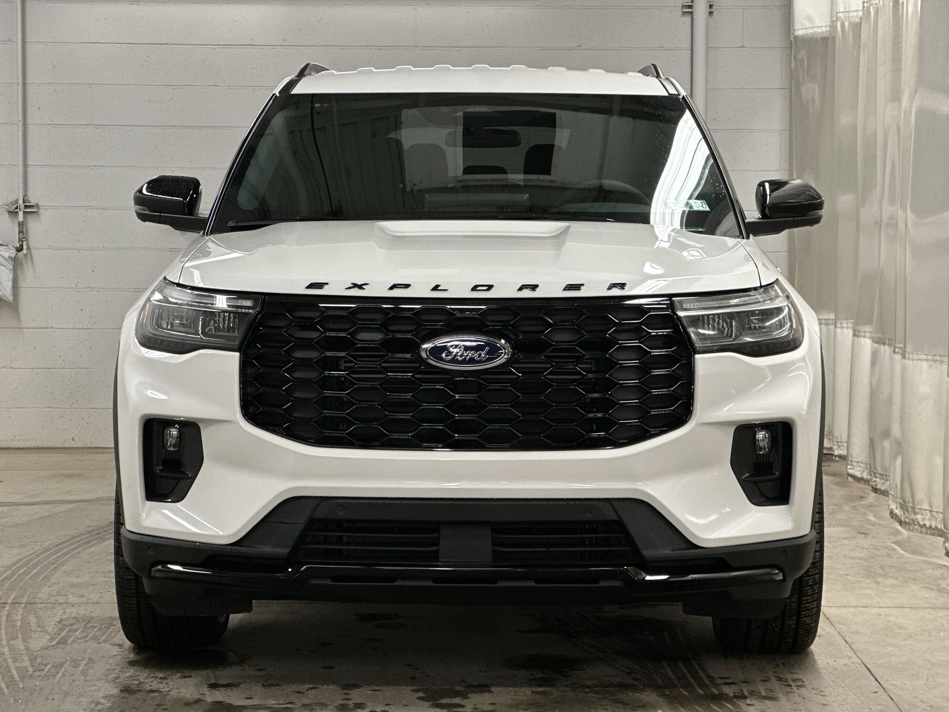 Thumbnail: 2026 Ford Explorer - 30