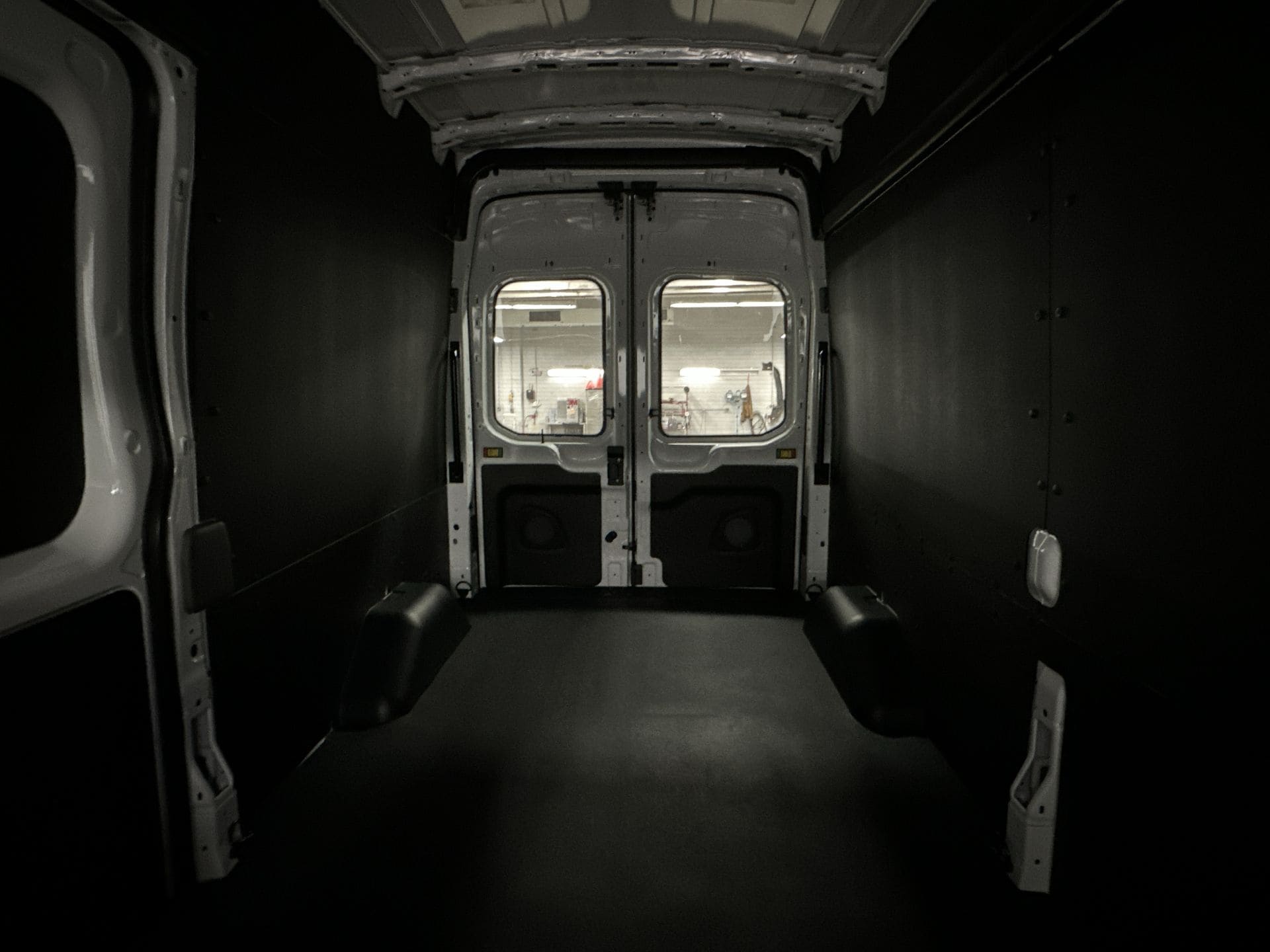 Thumbnail: 2026 Ford Transit Series - 18