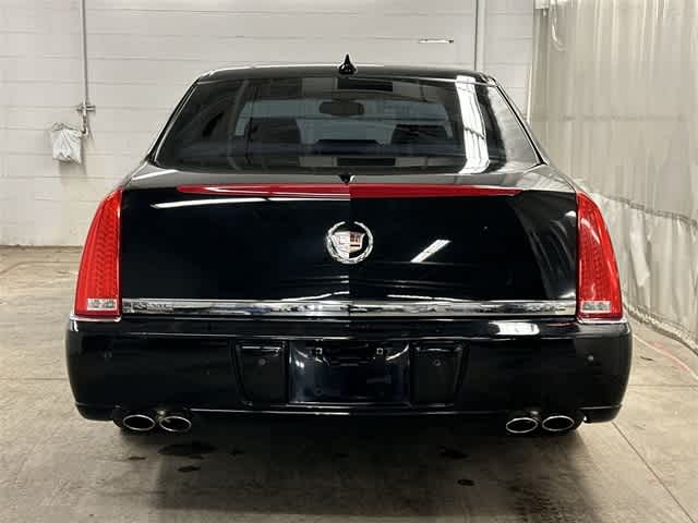 2011 Cadillac DTS Luxury I 4