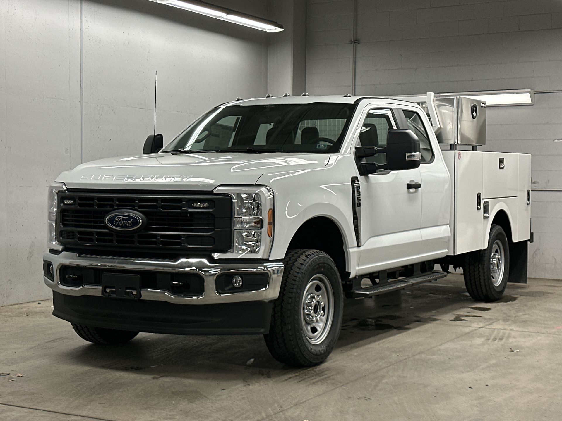 2026 Ford Econoline E-350 -
                  Zelienople, PA