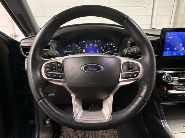 Thumbnail: 2022 Ford Explorer - 8