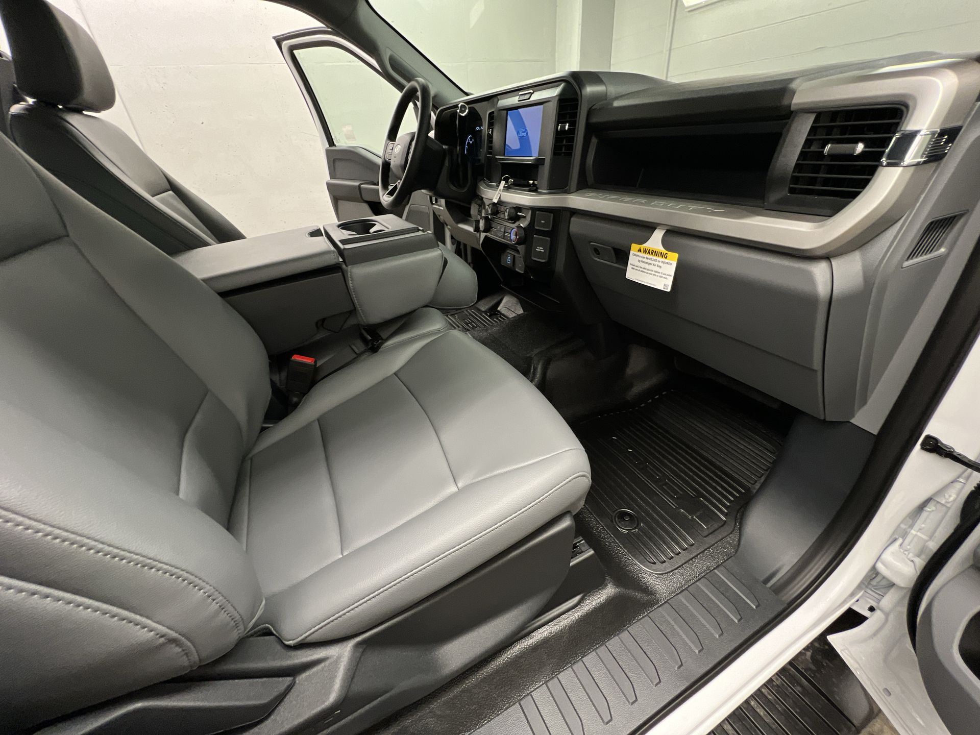 Thumbnail: 2025 Ford Econoline - 19