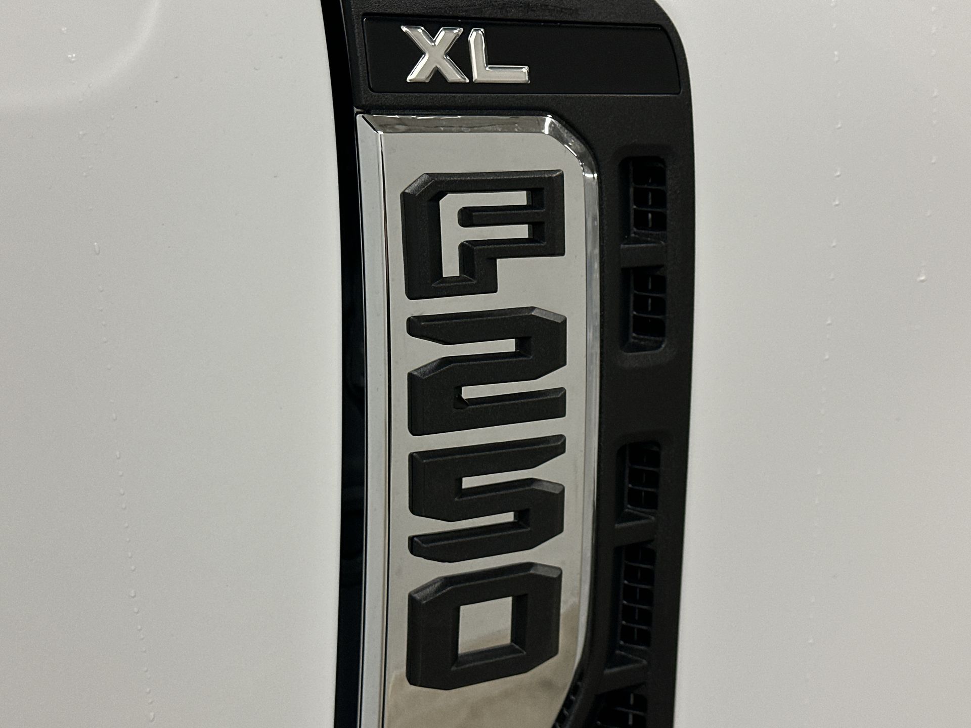 Thumbnail: 2026 Ford Econoline - 25