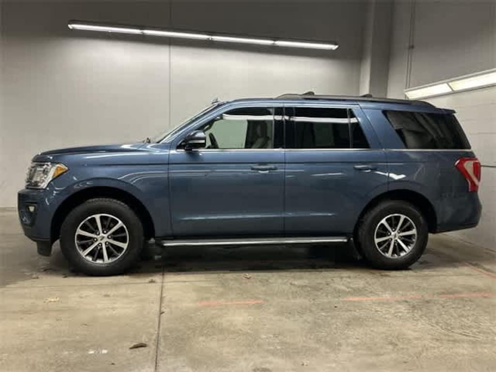 Used 2018 Ford Expedition XLT SUV